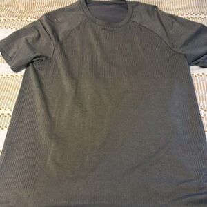 lululemon athletica Charcoal Short Sleeve Tee